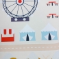 Preview: Rutschfester Kinderzimmerteppich mit Städtemuster in Beige