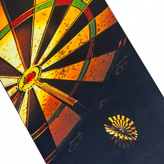 Dartmatte mit Dartscheibe und Abwurflinie