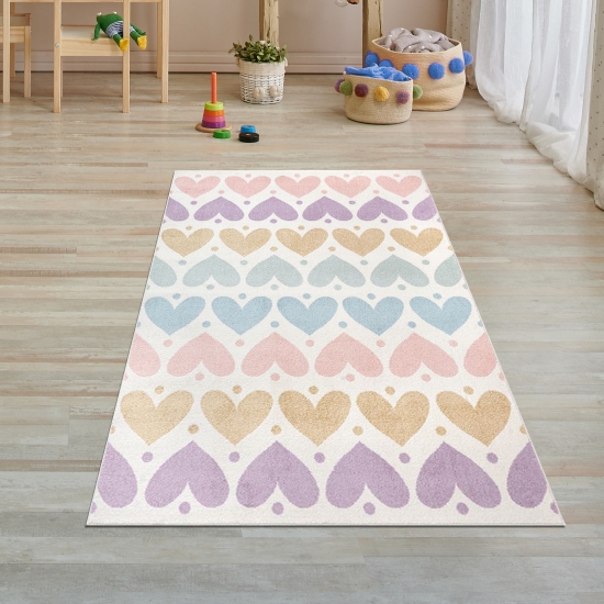 Preview: Kinderzimmerteppich mit Herzmuster – weich & verspielt