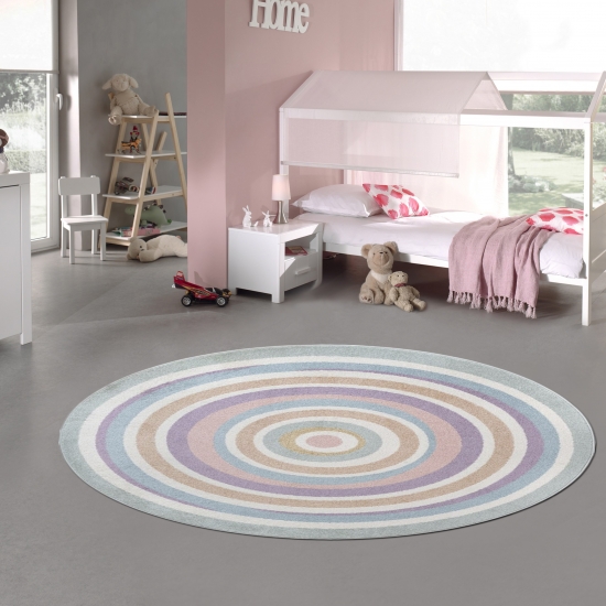 Kinderzimmer Teppich in sanften Farben – rund & strapazierfähig