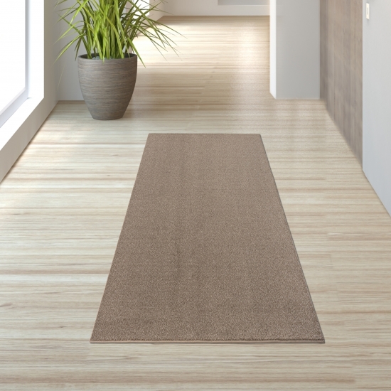 Preview: Eleganter beiger Teppich – ideal für Eingangsbereich, Diele, Garderobe und Schlafzimmer.