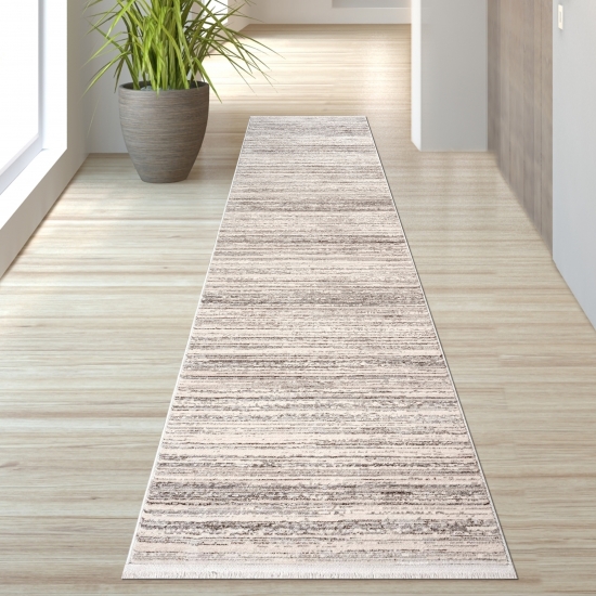 Moderner Teppich für Wohnzimmer mit meliertem Streifenmuster in Beige