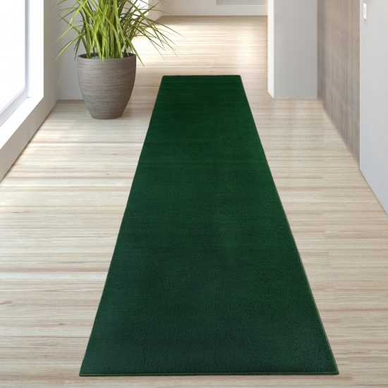 Preview: Grüner Teppich dekorativ weich pflegeleicht ideal für gemütliches Wohnen