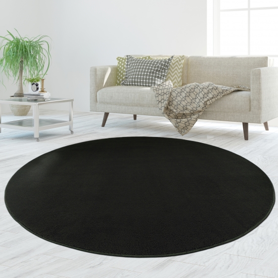 Preview: Schwarzer Teppich weich und gemütlich pflegeleicht ideal für stilvolles Wohnen