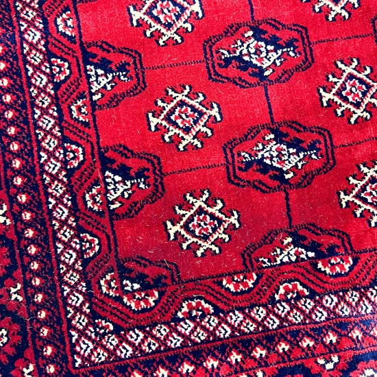 Teppich Rot geometrisches Muster pflegeleicht für Wohnbereiche