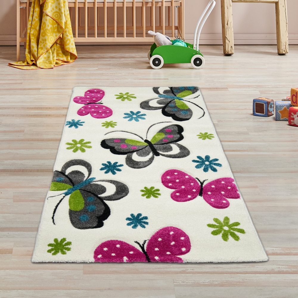 Teppich mit Schmetterlingen in creme pink