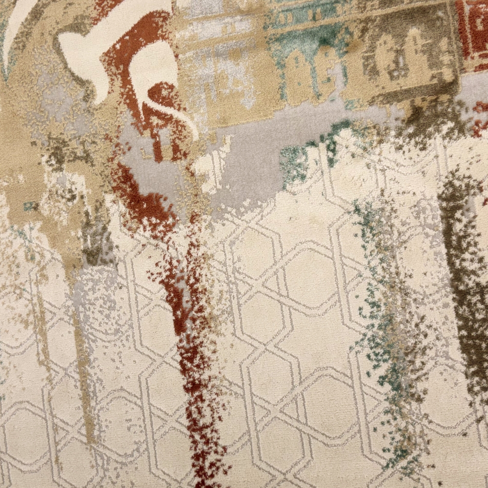 Gebetsteppich mit Kalligrafie und Moschee-Motiv in hellen Naturtönen