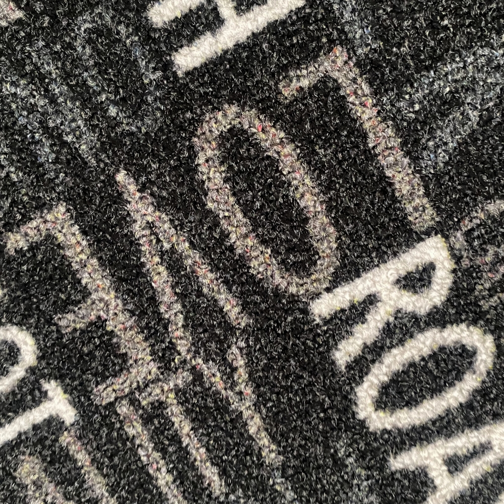 Teppich mit Schriftzug Coffee Macchiato