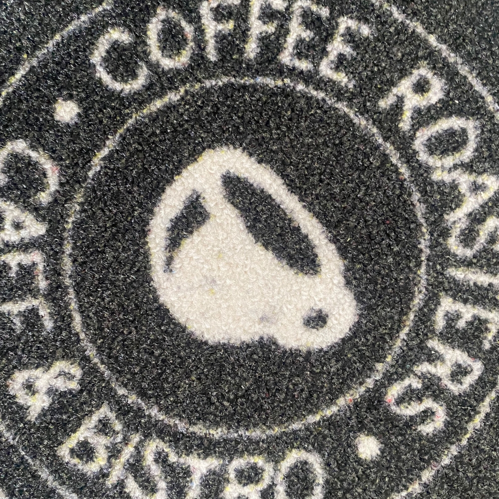Teppich mit Schriftzug Coffee