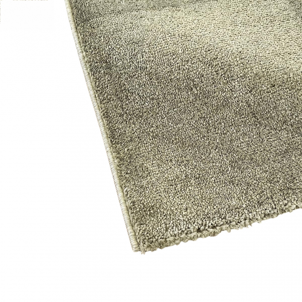 Pflegeleichter Kurzflor Teppich Grün mit modernem Karomuster