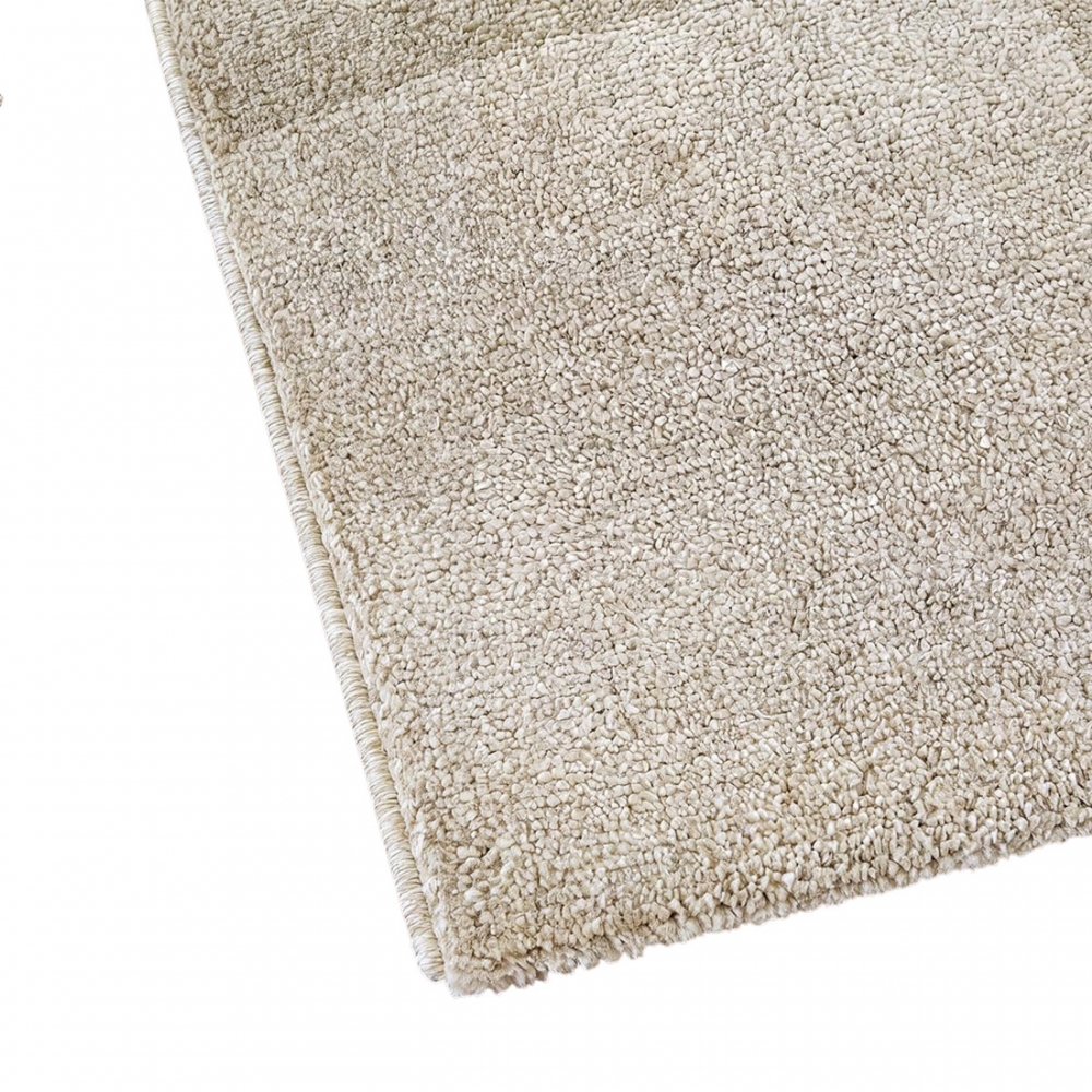 Pflegeleichter Kurzflor Teppich Beige mit dezentem Karomuster