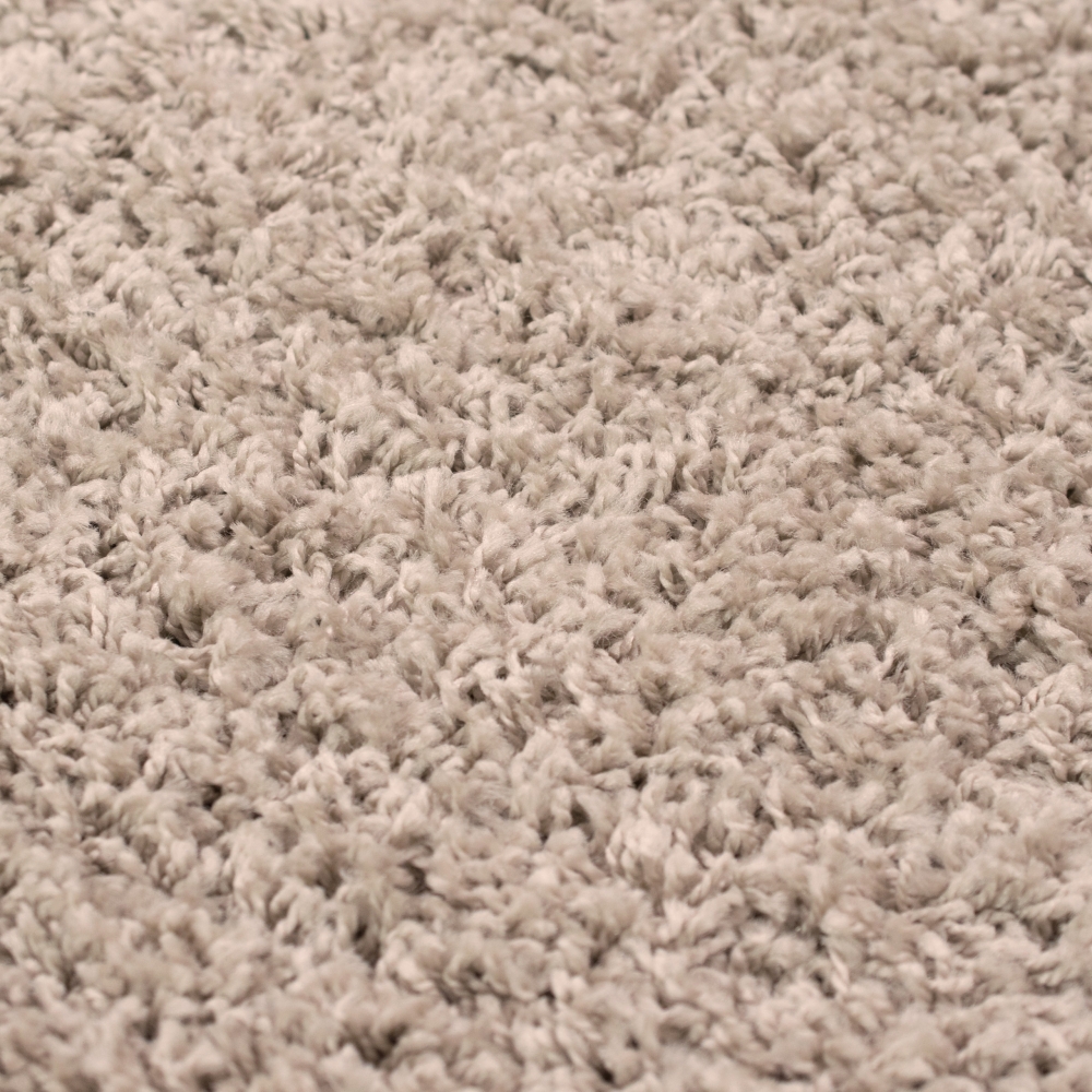 Weicher Shaggy Teppich in Naturbeige – pflegeleichter Hochflor für alle Wohnbereiche