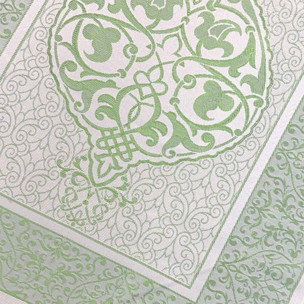 Gebetsteppich aus Taftstoff mit Geschenkbox und Tesbih leicht grün 65 x 110 cm