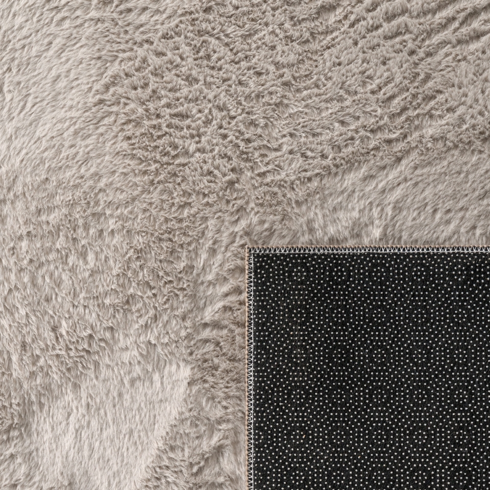 Teppich beige weich pflegeleicht saugrobotergeeignet für Wohnbereiche