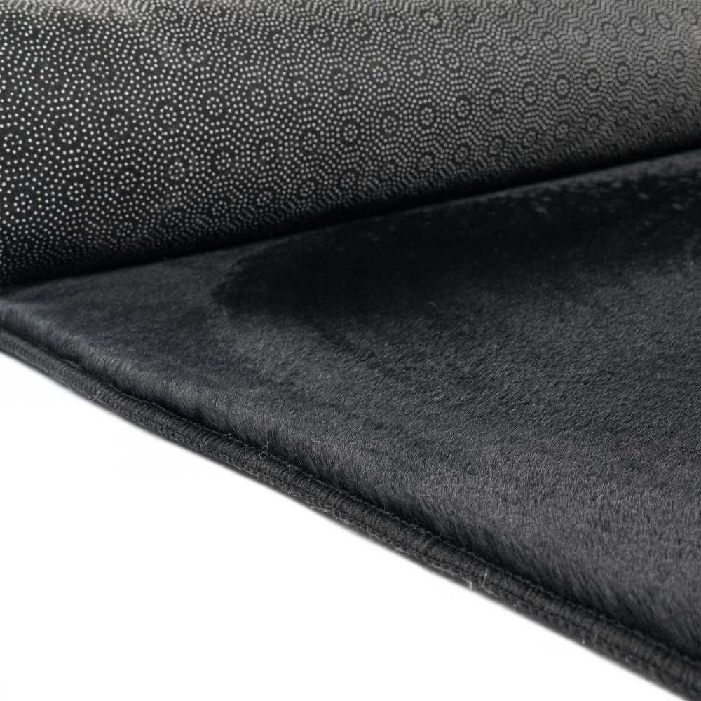 Teppich schwarz weich pflegeleicht saugrobotergeeignet für Wohnbereiche